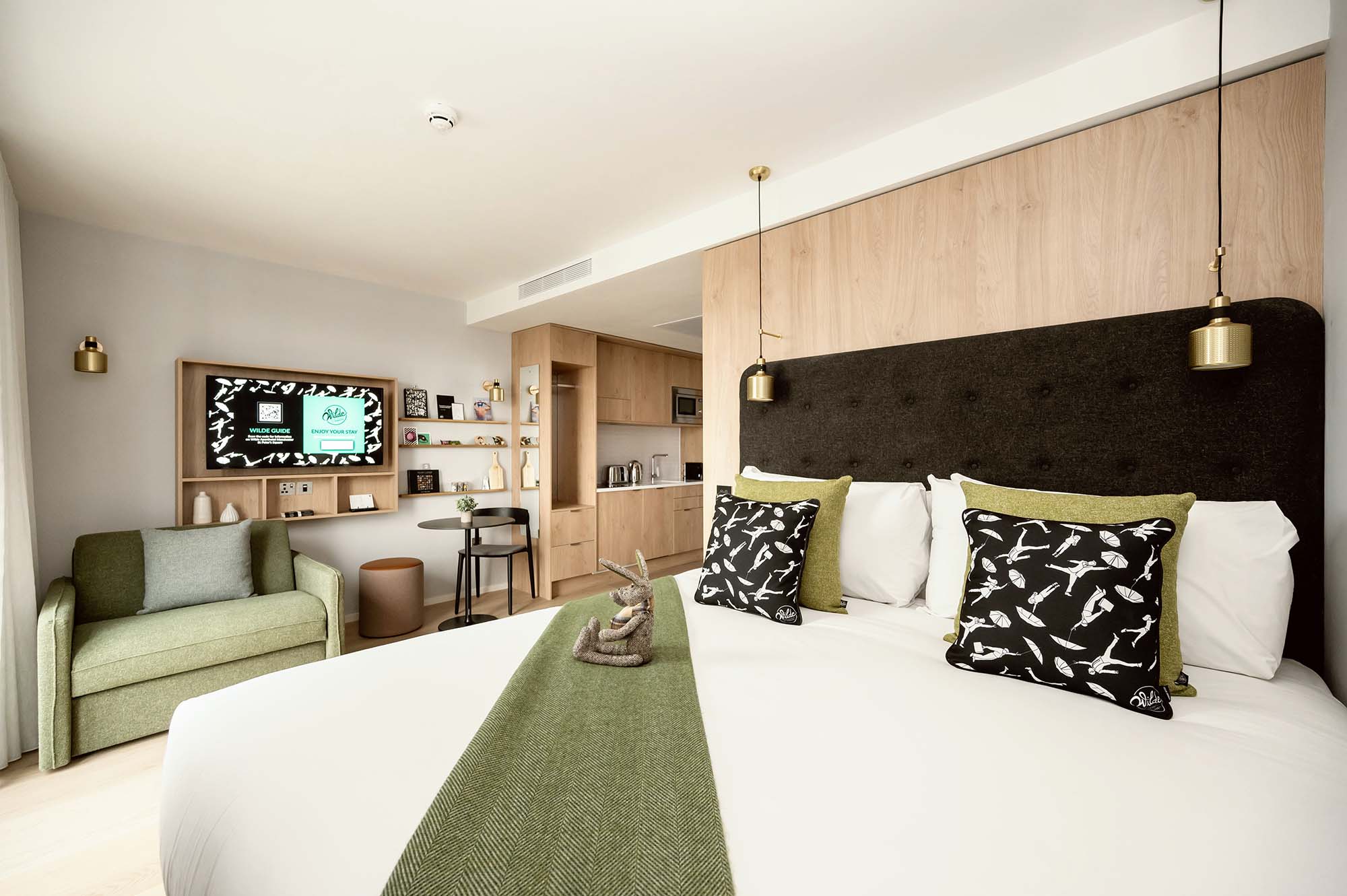 Wilde-Manchester-06